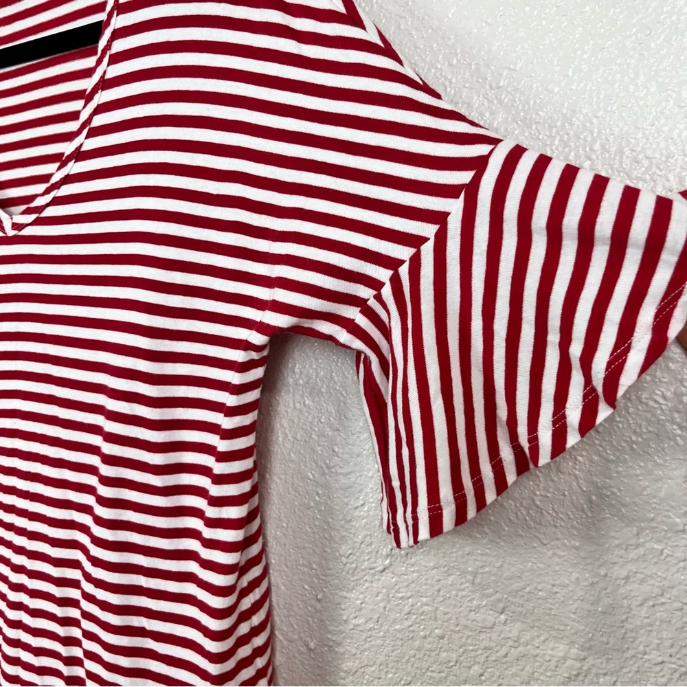 CAbi Women Small Bell 3/4 Sleeve V-neck Comfort Red‎ White Striped Blouse Top - Picture 7 of 13